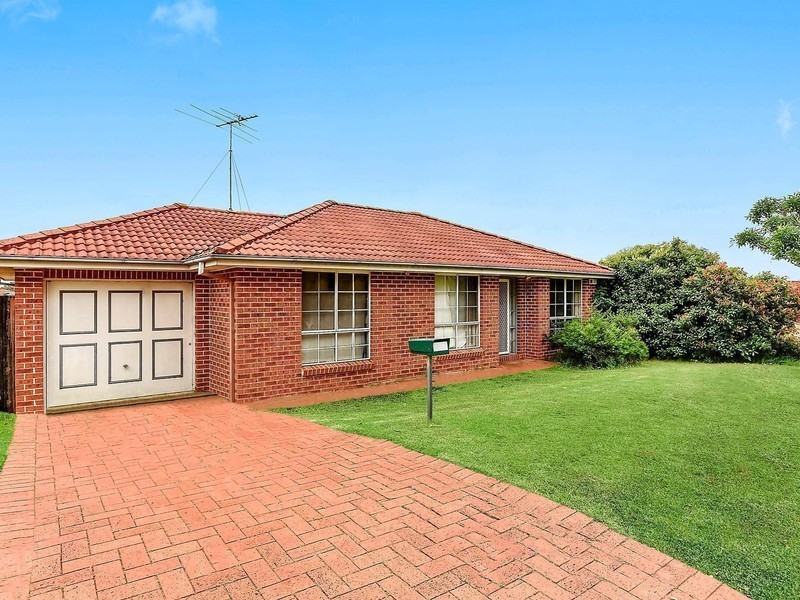 7 Parkholme Circuit, Englorie Park NSW 2560