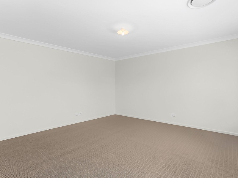 5 (Lot 672) Rensberg Way, Edmondson Park NSW 2174