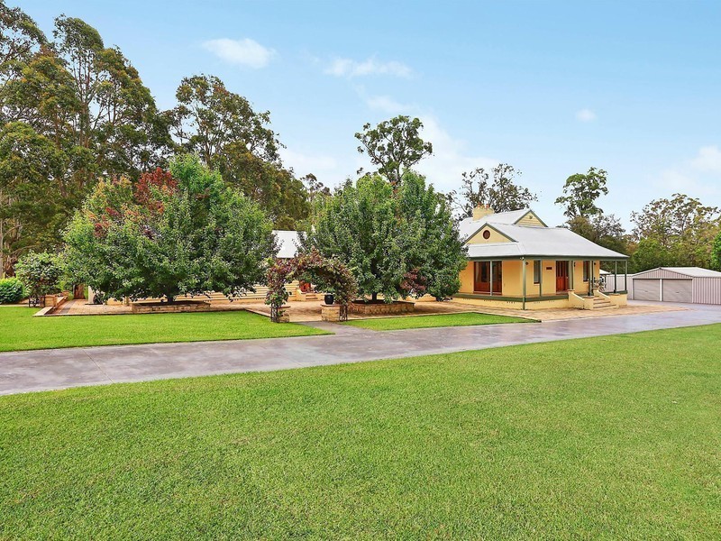 35 Daley Close, The Oaks NSW 2570