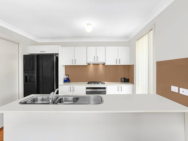 9 Skelton Street, Oran Park NSW 2570