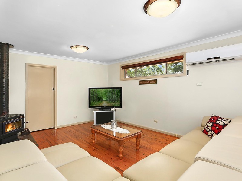 151 Barry Avenue, Catherine Field NSW 2557