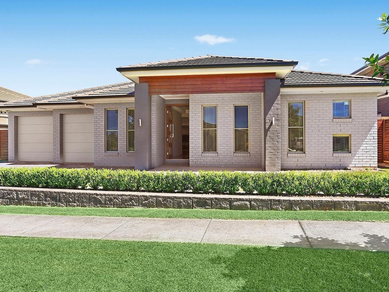 3 Gibson Street, Oran Park NSW 2570