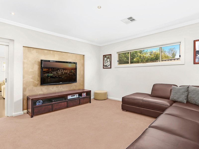 3 Gibson Street, Oran Park NSW 2570