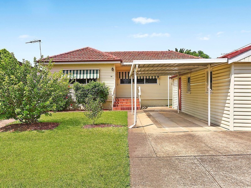 24 Nardoo Street, Ingleburn NSW 2565