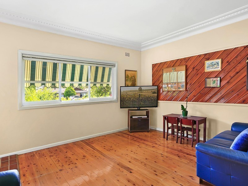 24 Nardoo Street, Ingleburn NSW 2565