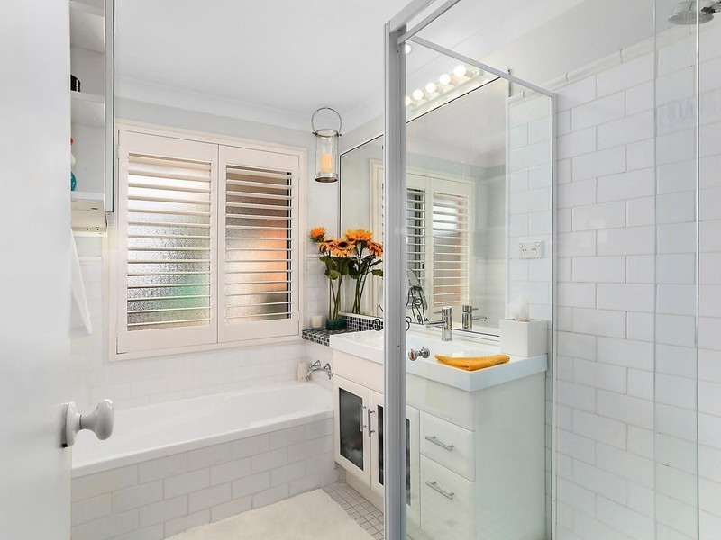 11 Trainer Avenue, Casula NSW 2170