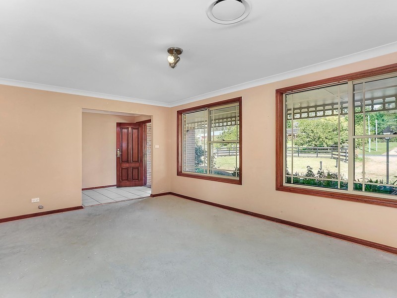 6 Cawdor Farms Road, Grasmere NSW 2570