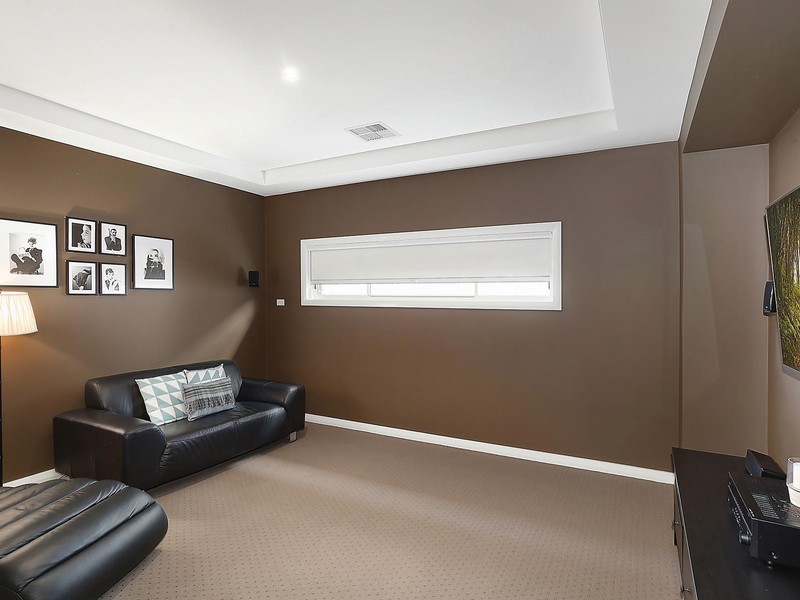 6 The Straight, Oran Park NSW 2570