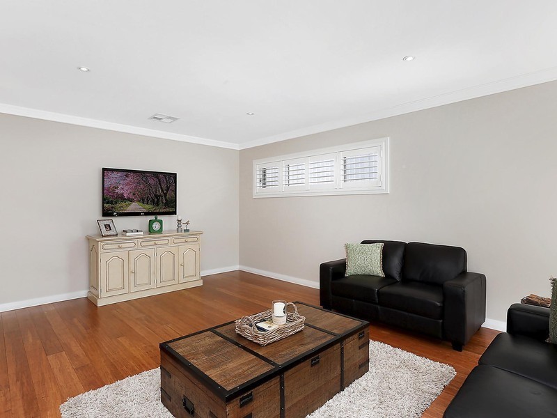 6 The Straight, Oran Park NSW 2570