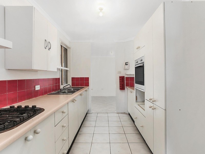 9 Hannah Place, Mount Annan NSW 2567