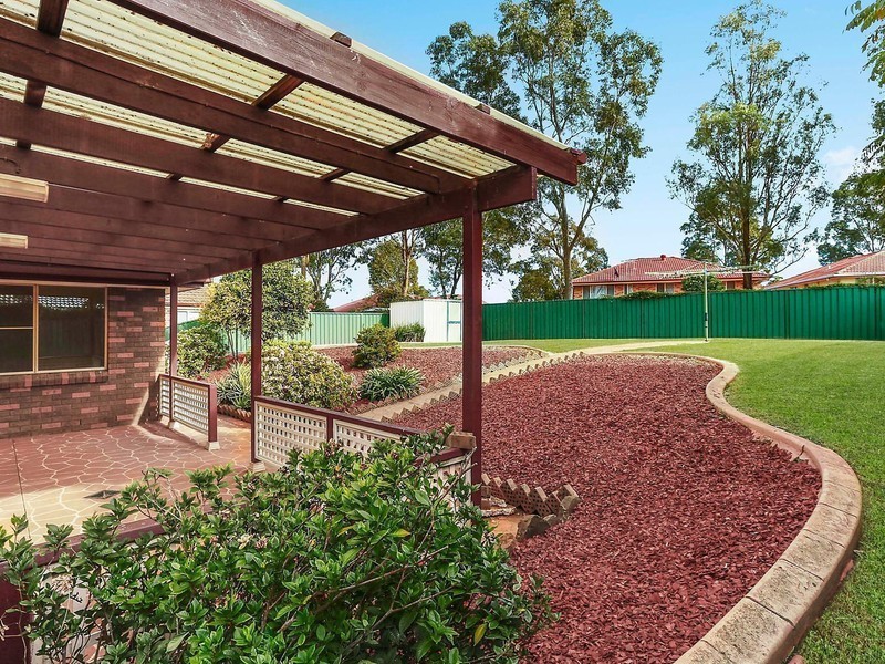 9 Hannah Place, Mount Annan NSW 2567