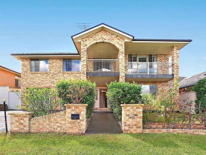 14 Harrison Avenue, Harrington Park NSW 2567
