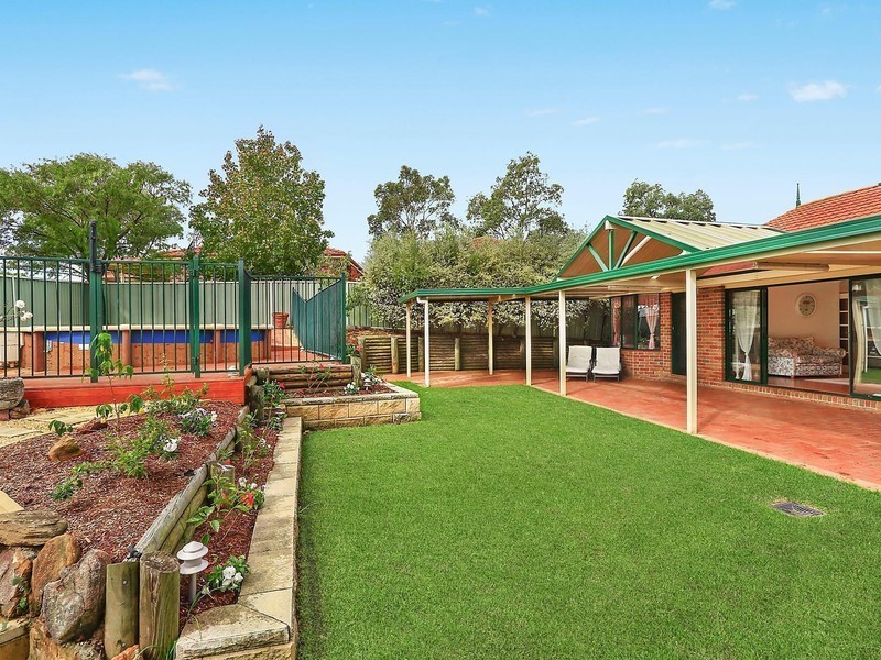 12 Packenham Place, Mount Annan NSW 2567