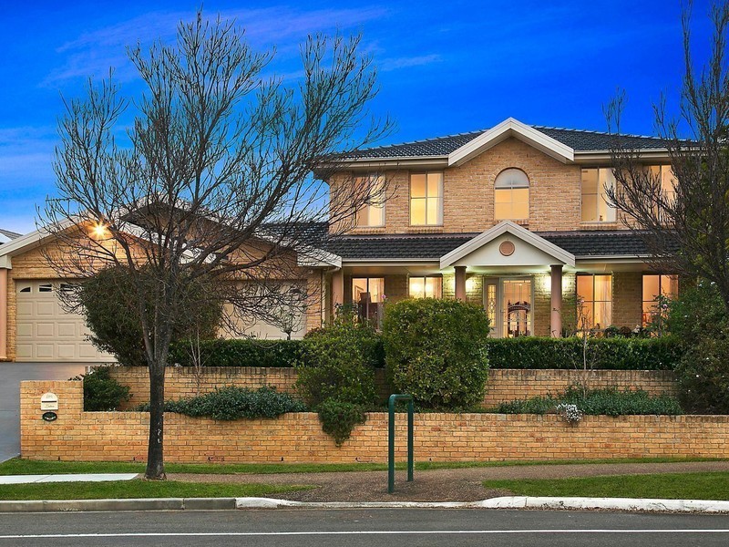 104 Waterworth Drive, Mount Annan NSW 2567