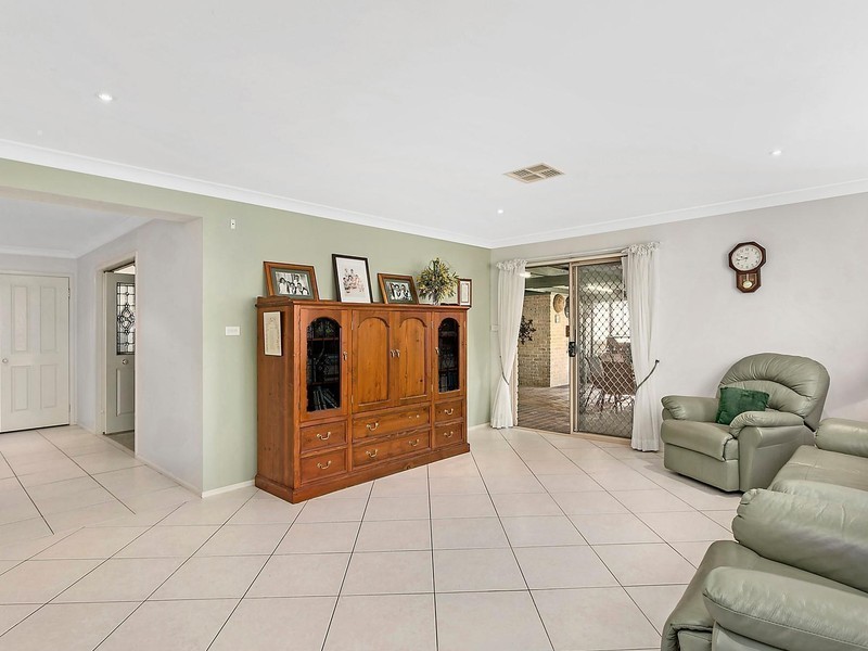 104 Waterworth Drive, Mount Annan NSW 2567