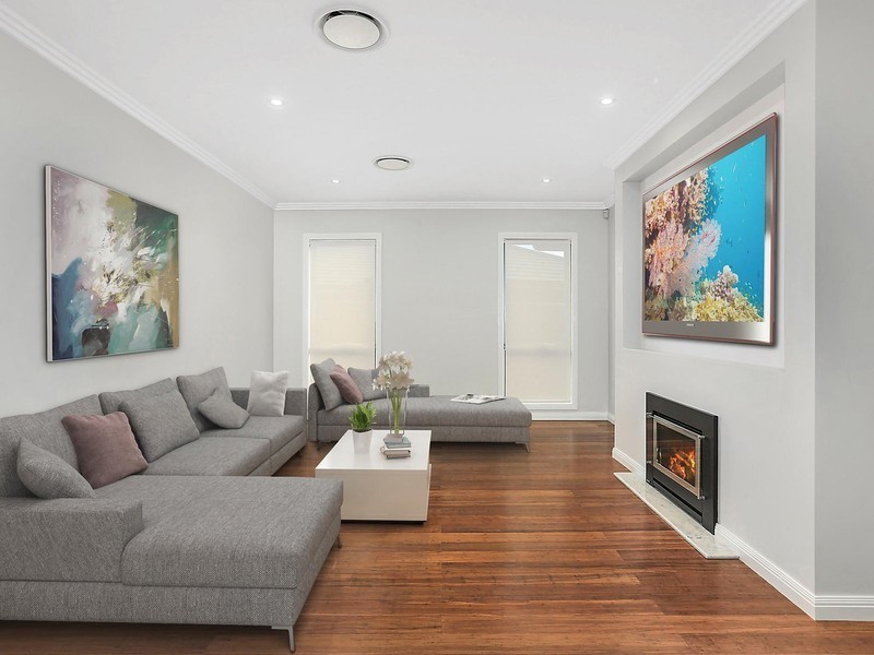 6 Doolan Crescent, Harrington Park NSW 2567