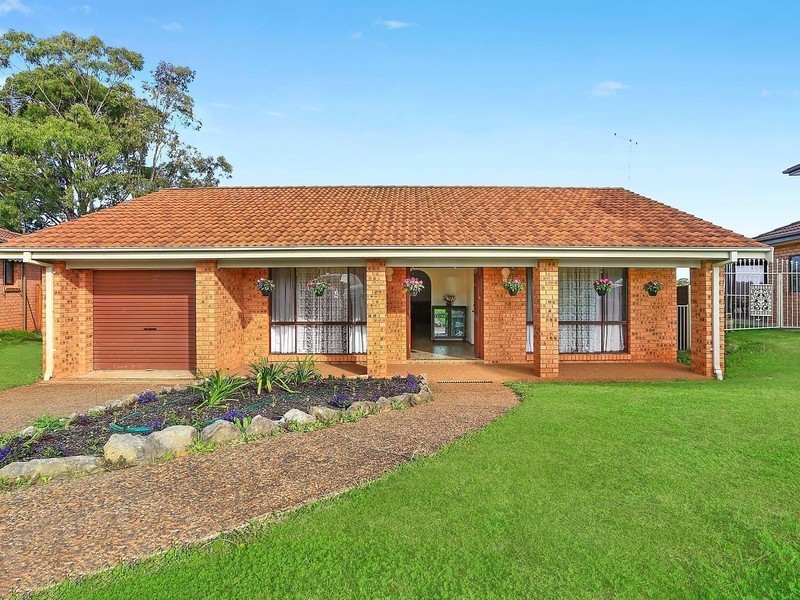 9 Swiveller Close, Ambarvale NSW 2560