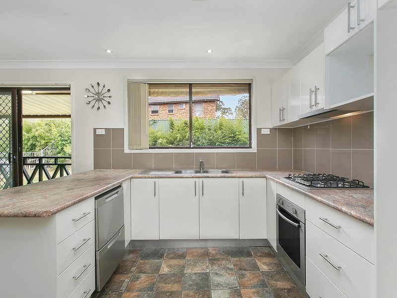 5 Tope Place, Ambarvale NSW 2560