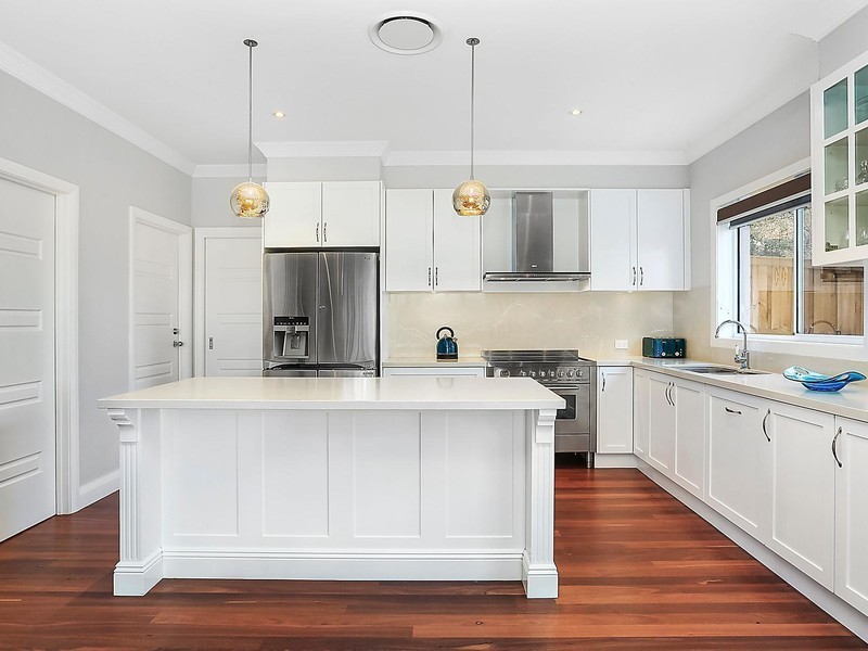 3 Silky Oak Grove, Elderslie NSW 2570