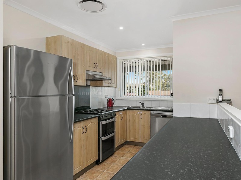 12 Blades Place, Mount Annan NSW 2567