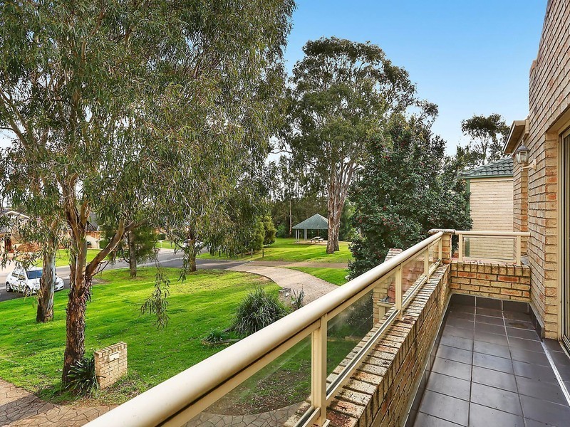 10 Ross Street, Currans Hill NSW 2567