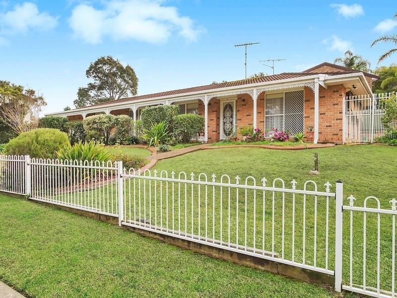 27 Copperfield Drive, Ambarvale NSW 2560