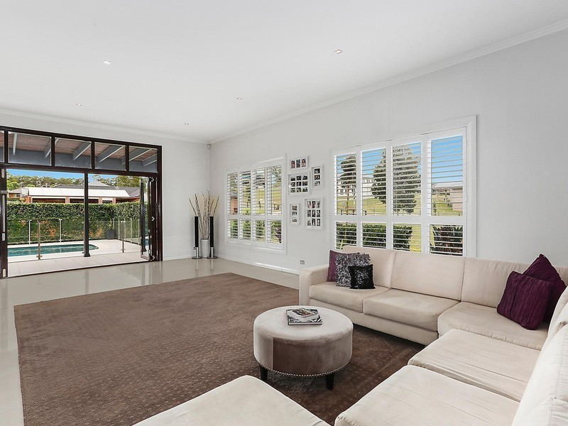 2 Crase Place, Grasmere NSW 2570