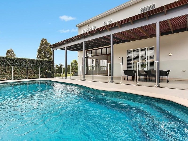 2 Crase Place, Grasmere NSW 2570