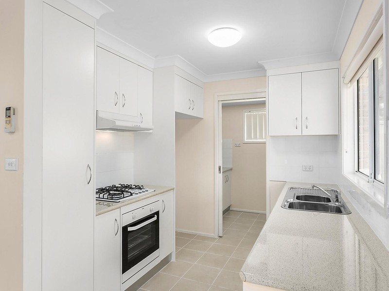9 Blackwood Avenue, Minto NSW 2566