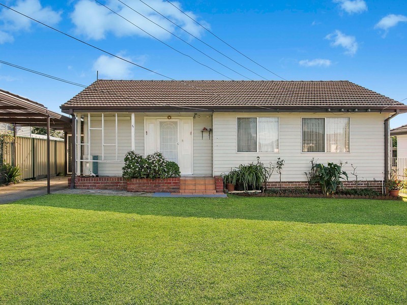 11 Satara Avenue, Cabramatta West NSW 2166