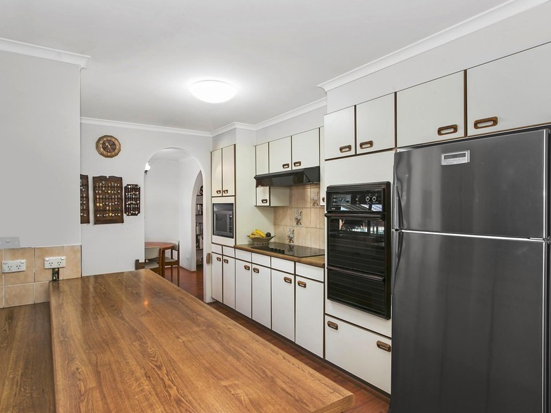 11 Garonne Street, Kearns NSW 2558