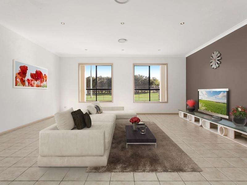 5 Gibson Road, Denham Court NSW 2565