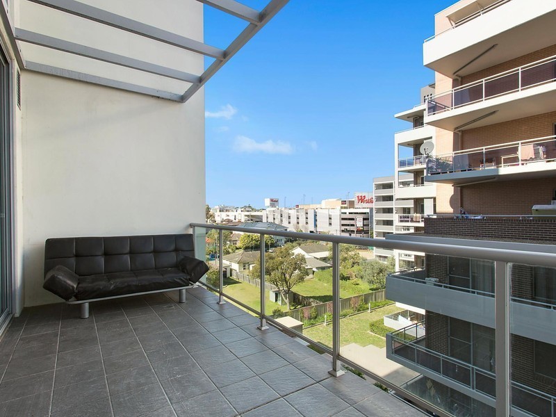 27/10 Castlereagh Street, Liverpool NSW 2170