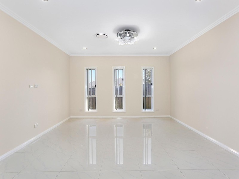 35 Kavanagh Street, Gregory Hills NSW 2557