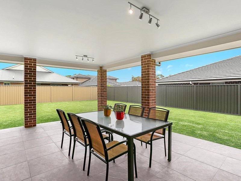 9 Dargin Close, Harrington Park NSW 2567