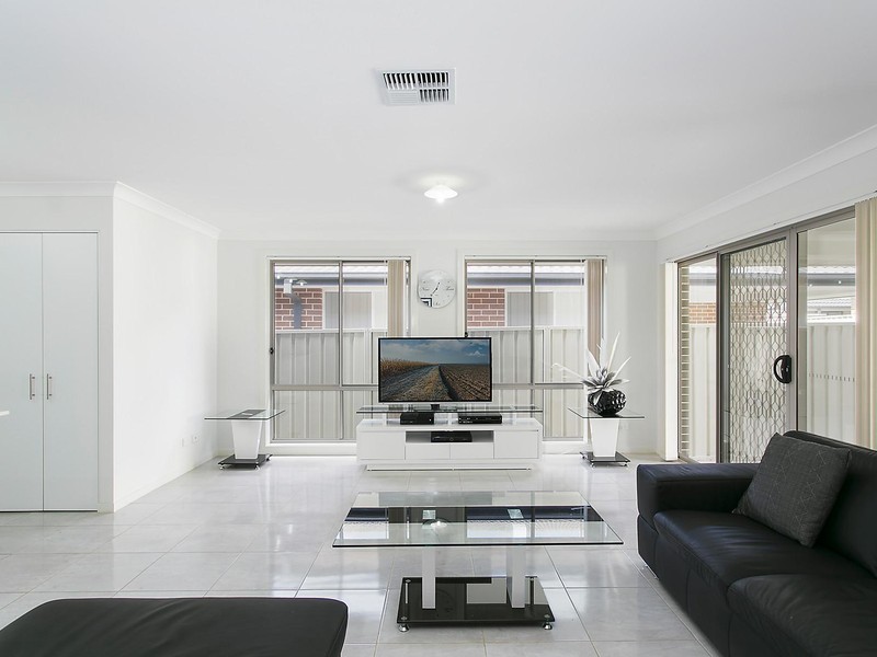 29 Bonython Avenue, Middleton Grange NSW 2171