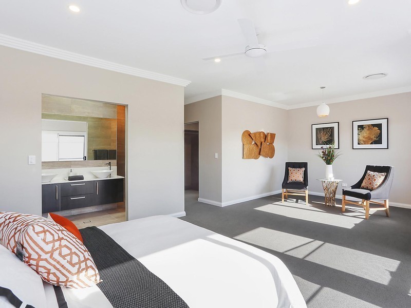 90 Jenolan Circuit, Harrington Park NSW 2567