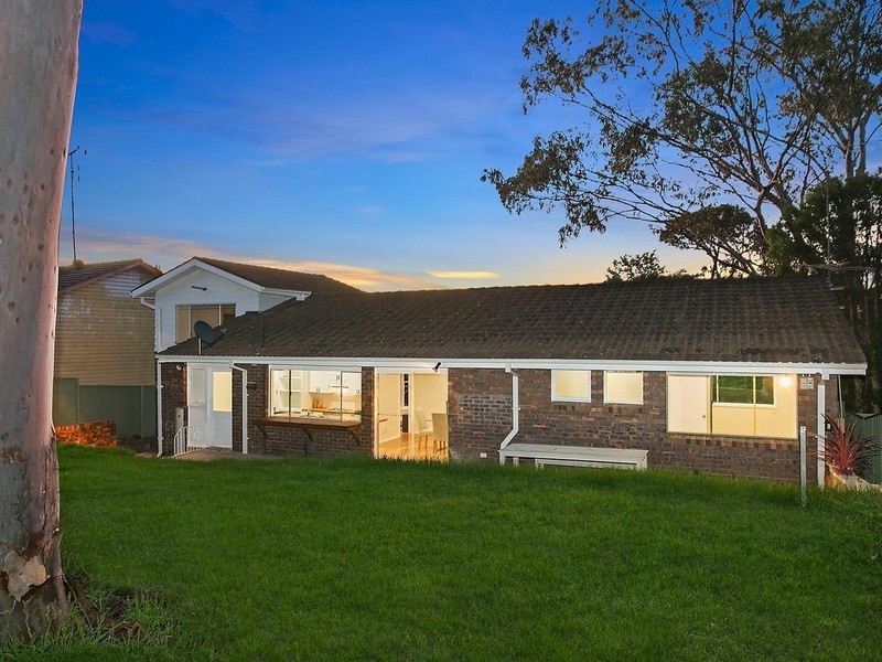 4 Townson Avenue, Leumeah NSW 2560