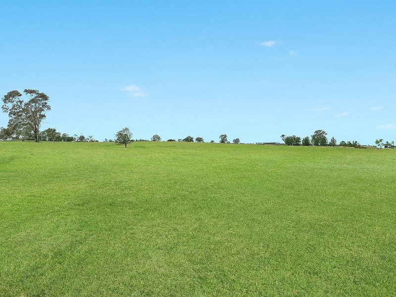 Montpelier Grove Estate, The Oaks NSW 2570
