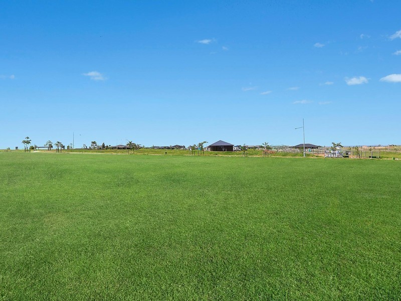 6 Lawrence Street, Oran Park NSW 2570