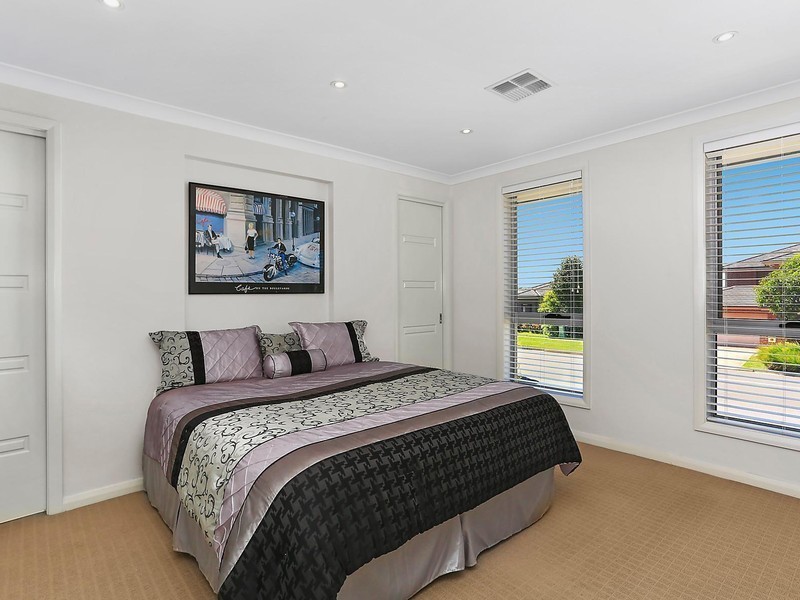 25 Central Avenue, Oran Park NSW 2570