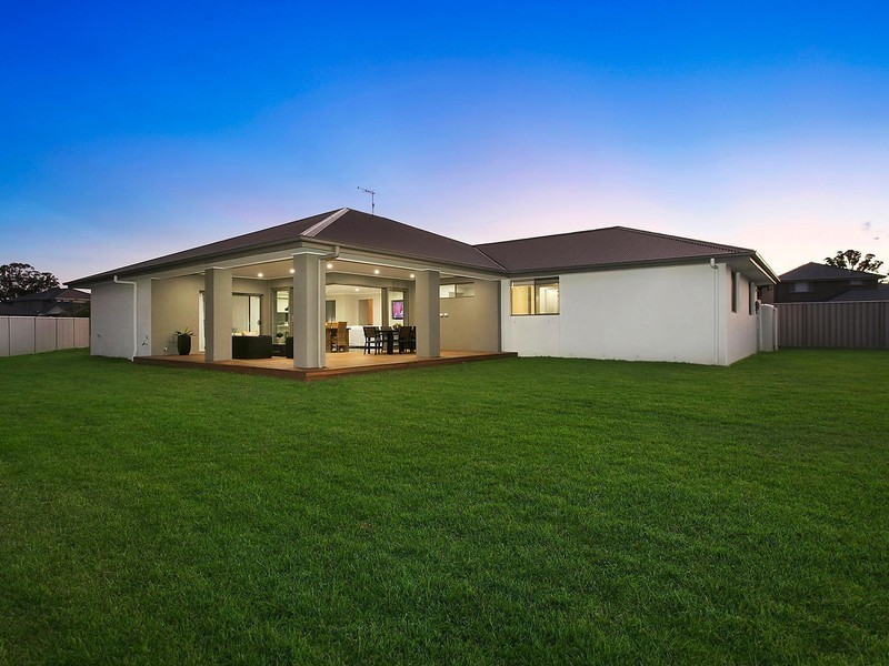 4 Cameron Circuit, Harrington Park NSW 2567