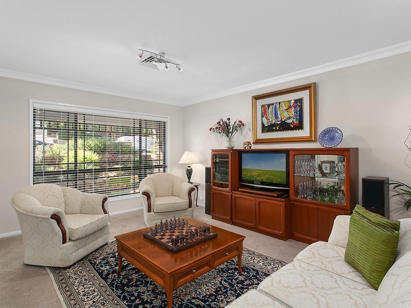 60 Glen Alpine Drive, Glen Alpine NSW 2560