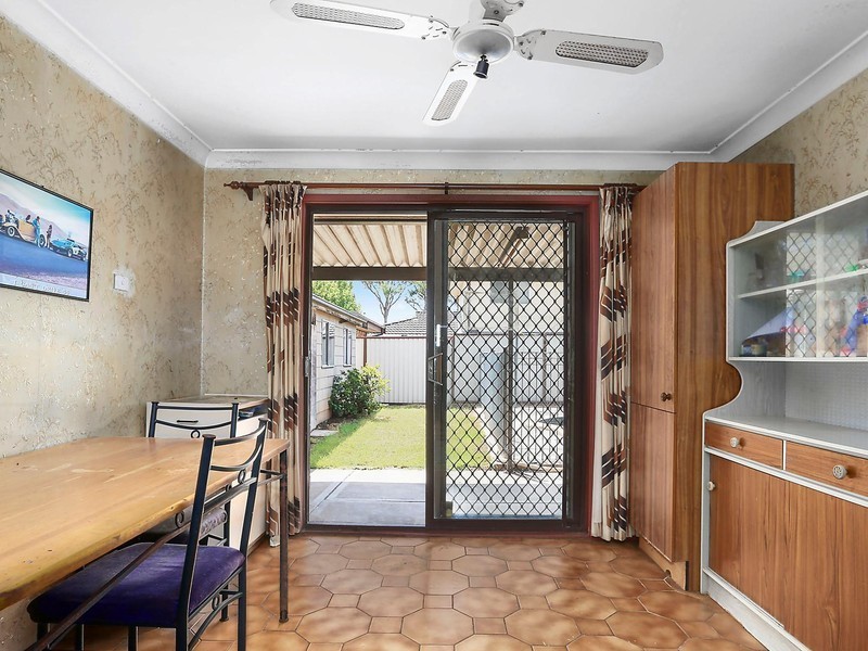 5 Hampshire Place, Wakeley NSW 2176