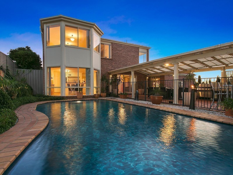 17 Invergowrie Avenue, Glen Alpine NSW 2560