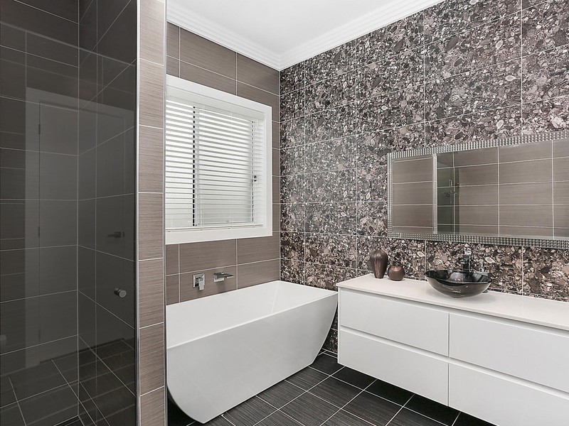 60 Richards Loop, Oran Park NSW 2570