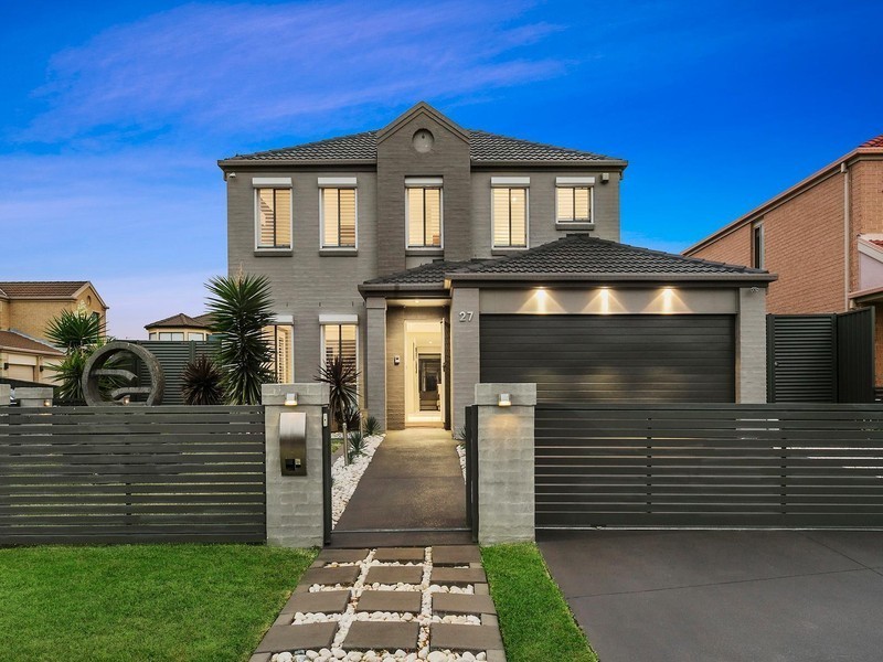 27 Romana Square, Prestons NSW 2170