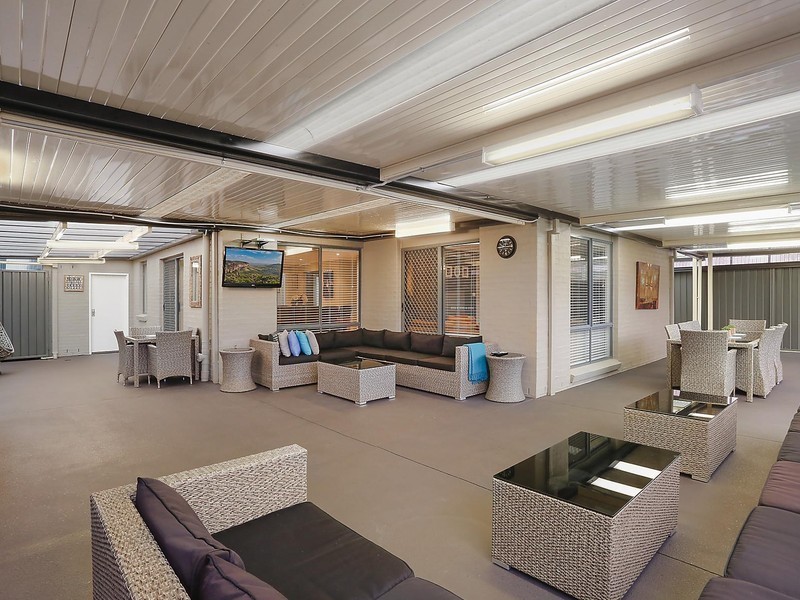 27 Romana Square, Prestons NSW 2170