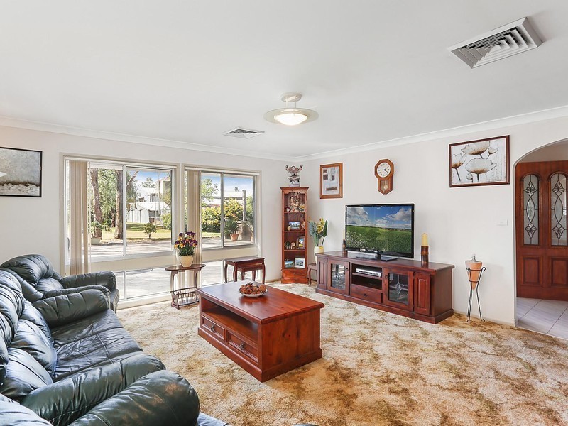 50 Herley Avenue, Rossmore NSW 2557