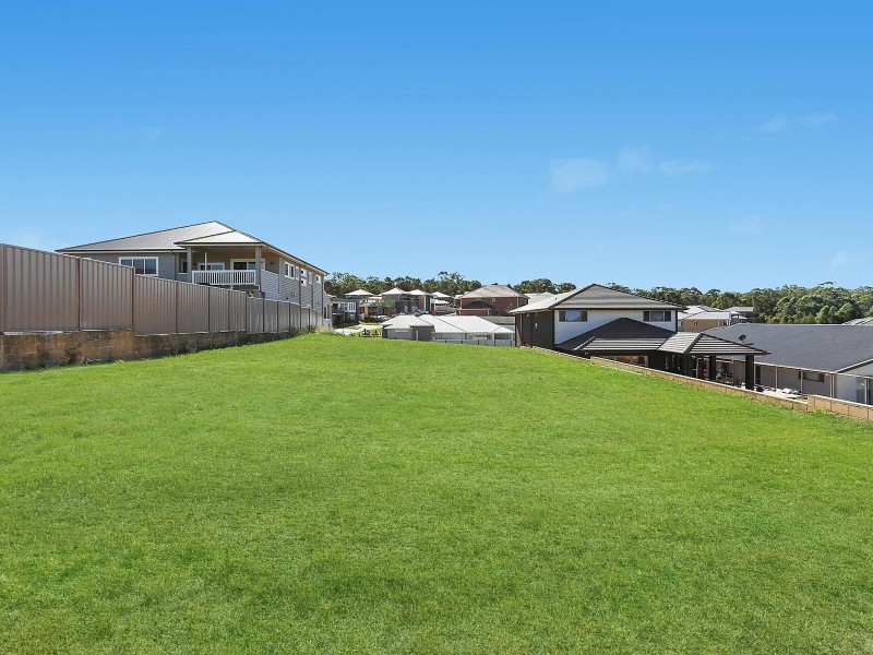 7 Hawthorne Circuit, Harrington Park NSW 2567